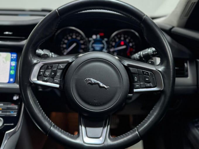 2025 Jaguar Xf