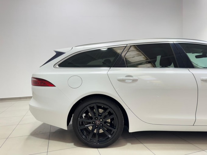 2025 Jaguar Xf