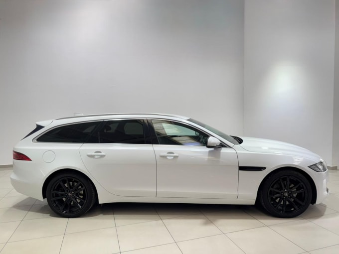 2025 Jaguar Xf