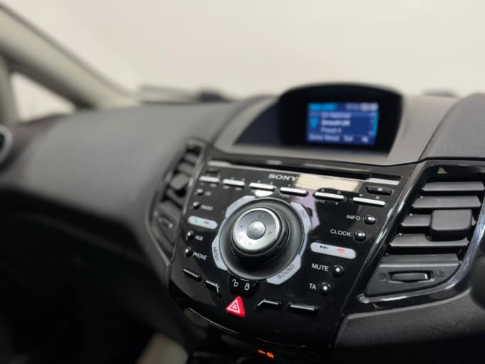 2015 Ford Fiesta