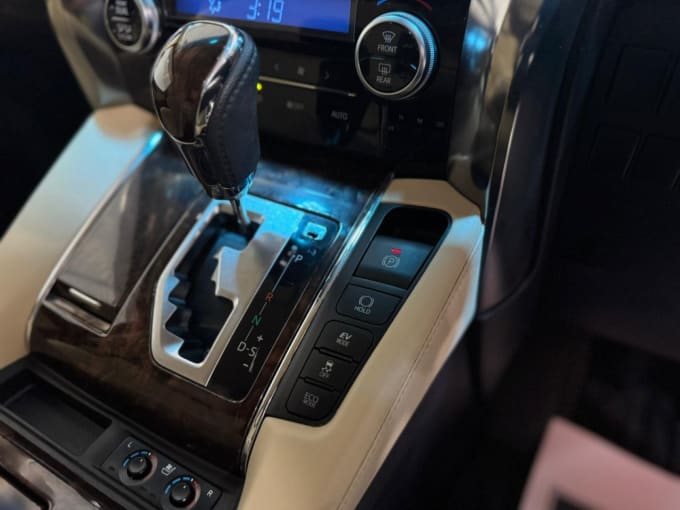 2019 Toyota Alphard