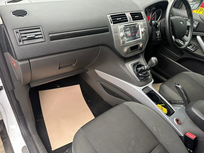 2025 Ford Kuga
