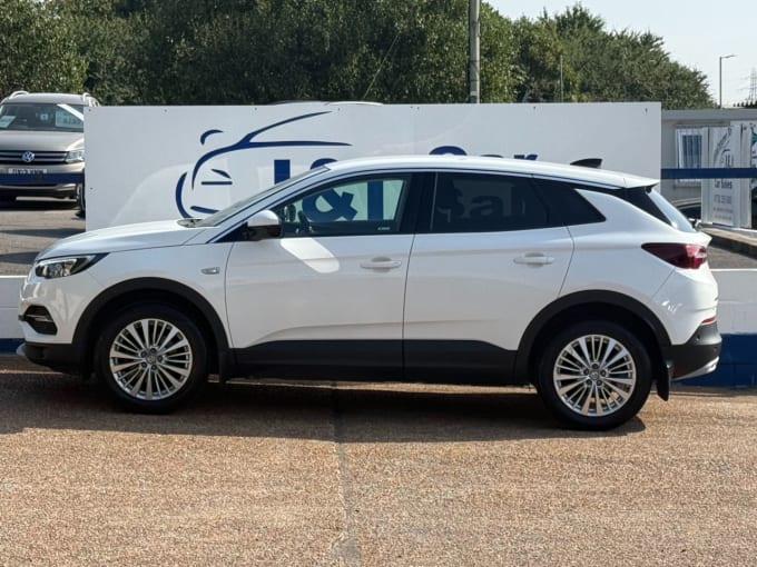 2025 Vauxhall Grandland X