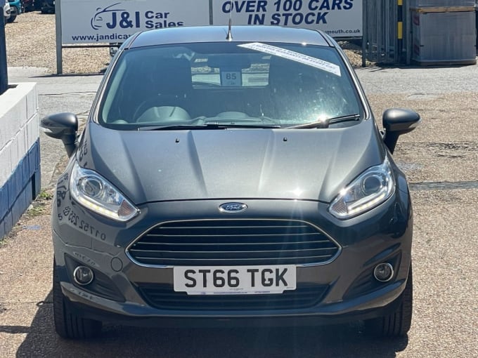 2025 Ford Fiesta