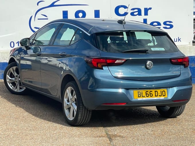 2025 Vauxhall Astra