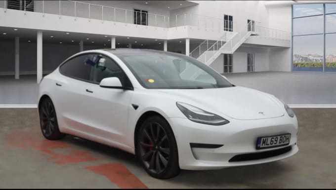 2025 Tesla Model 3