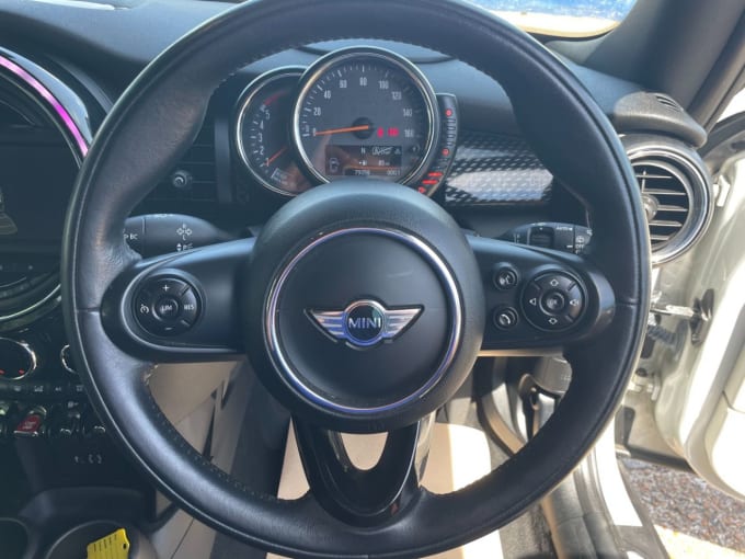 2025 Mini Hatch