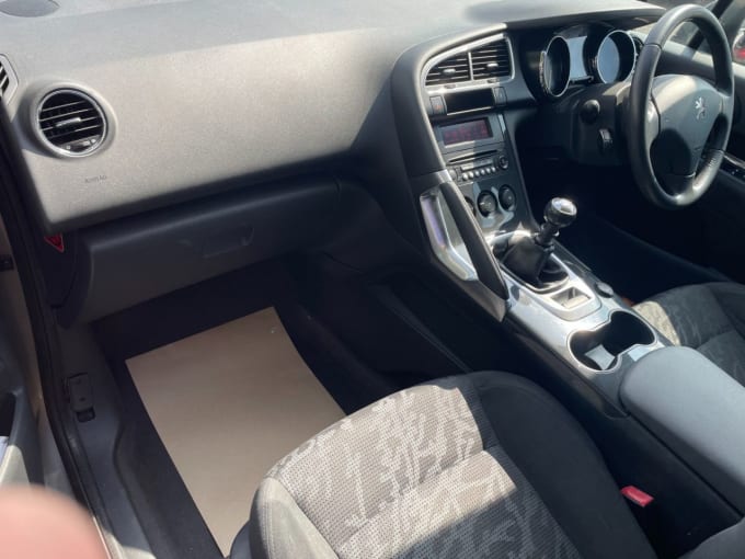2025 Peugeot 3008