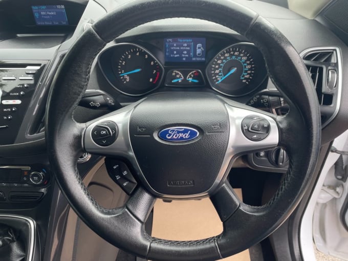 2025 Ford Kuga