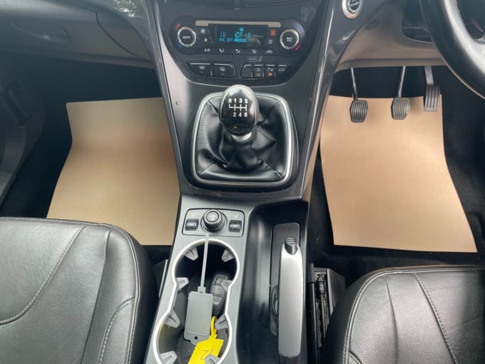 2025 Ford Kuga