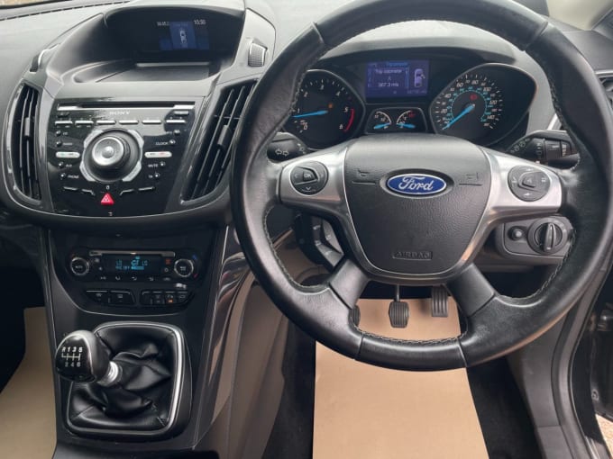 2025 Ford Kuga
