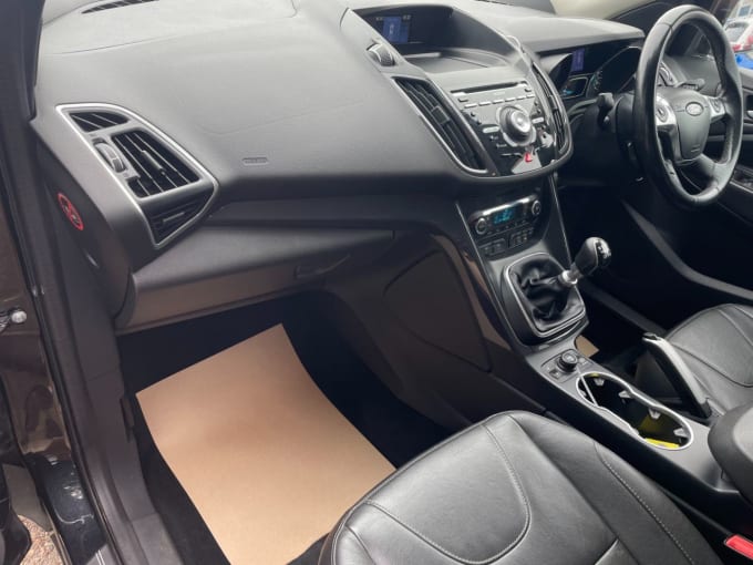 2025 Ford Kuga