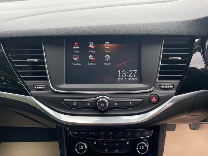 2025 Vauxhall Astra