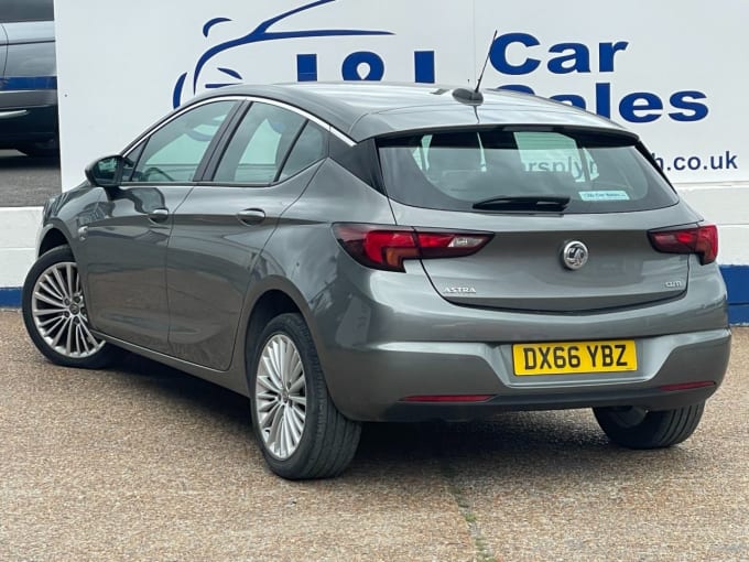 2025 Vauxhall Astra