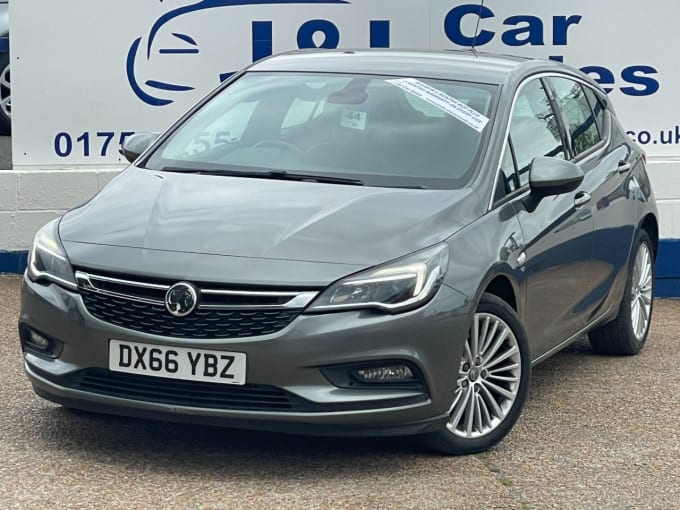 2025 Vauxhall Astra