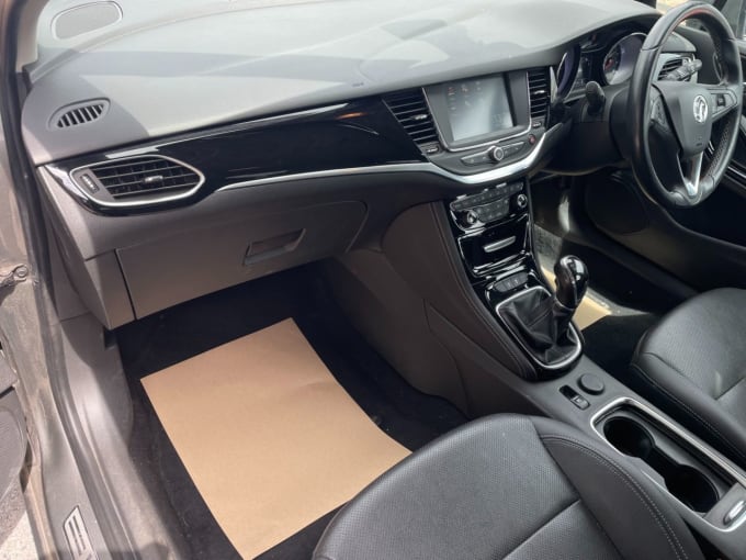 2025 Vauxhall Astra