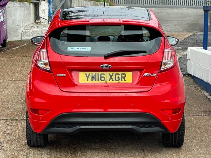 2025 Ford Fiesta