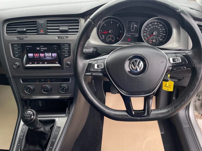 2025 Volkswagen Golf