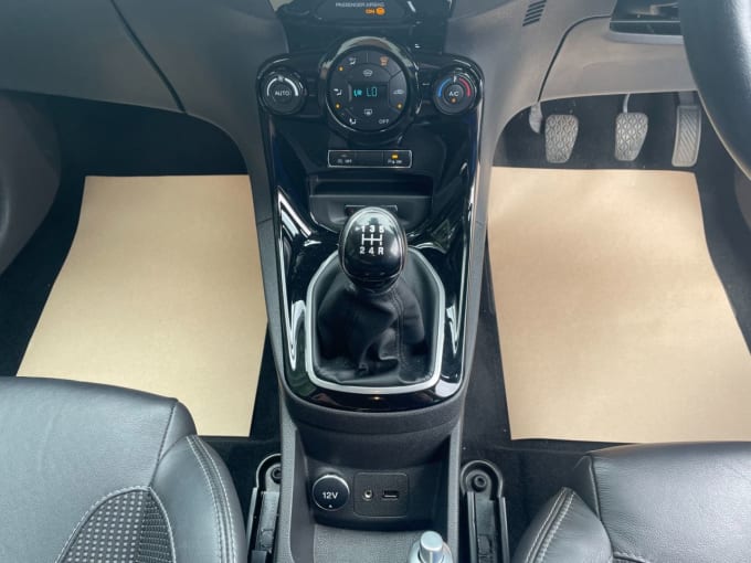 2025 Ford Fiesta