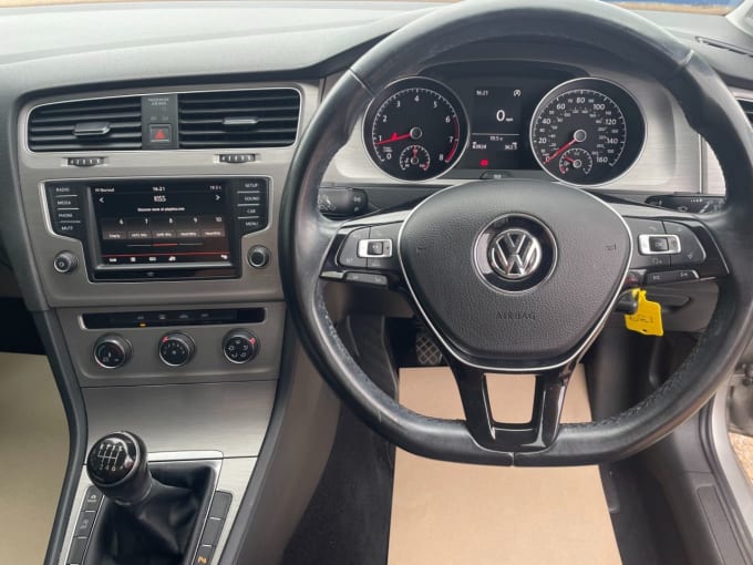 2025 Volkswagen Golf