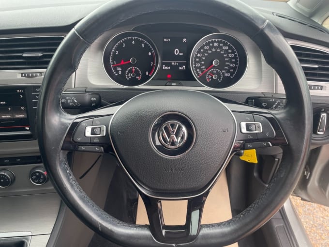 2025 Volkswagen Golf