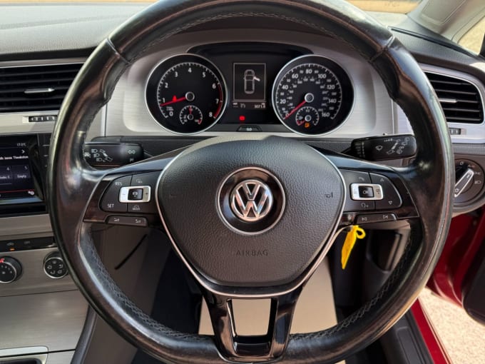2025 Volkswagen Golf