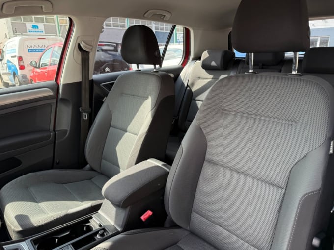 2025 Volkswagen Golf