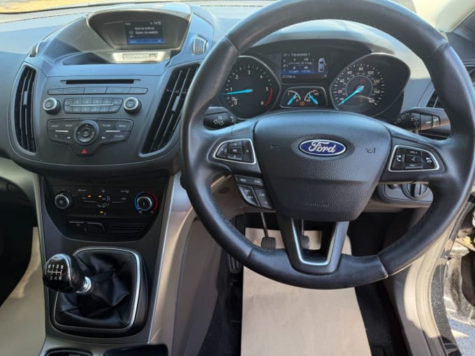 2025 Ford Kuga