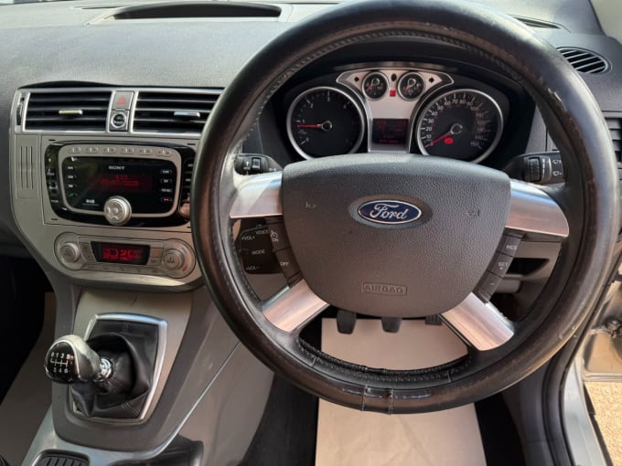 2025 Ford Kuga