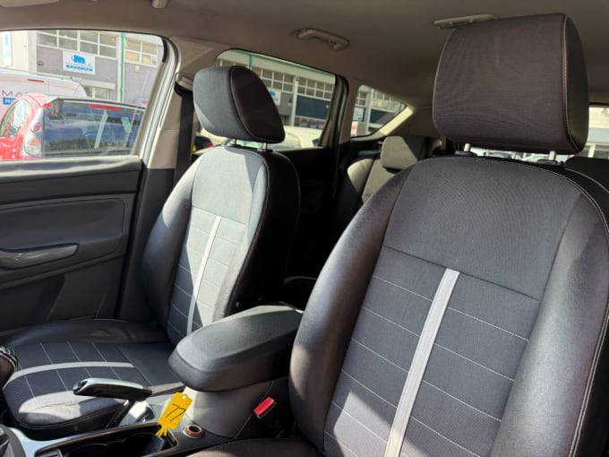 2025 Ford Kuga