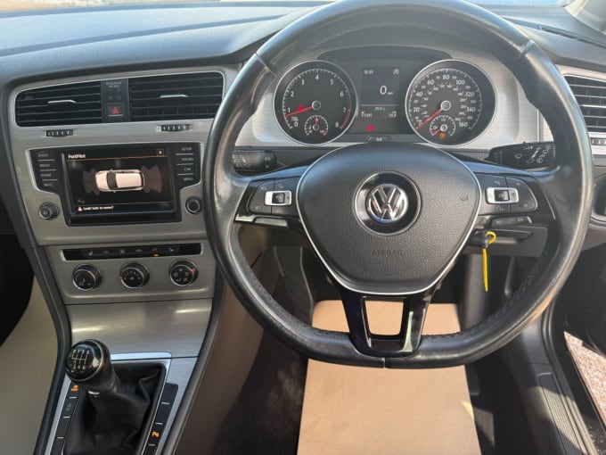 2025 Volkswagen Golf