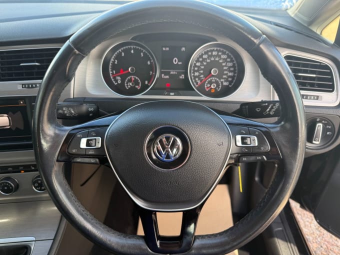 2025 Volkswagen Golf