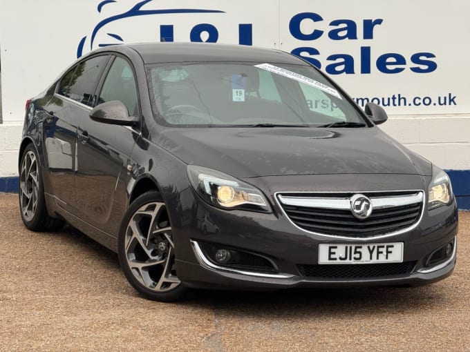 2025 Vauxhall Insignia