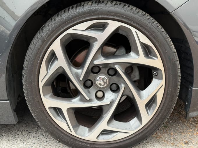 2025 Vauxhall Insignia
