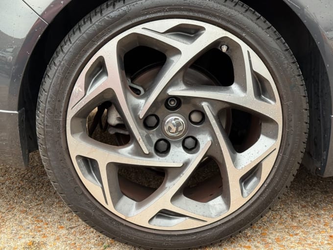 2025 Vauxhall Insignia