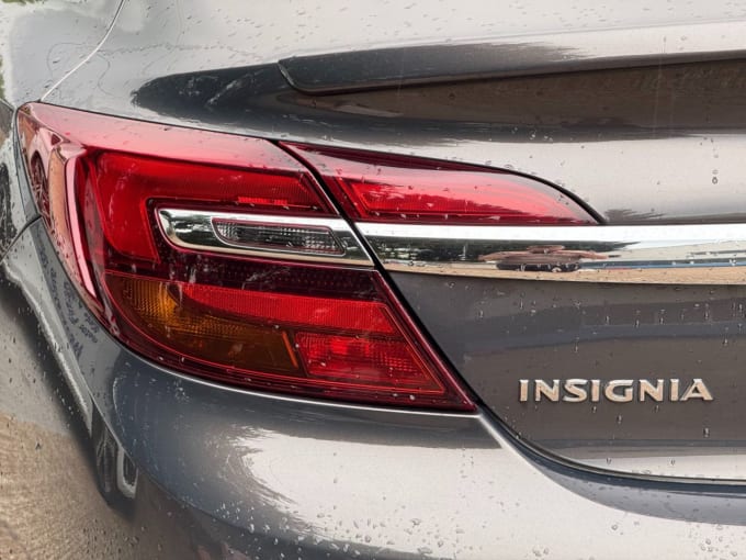 2025 Vauxhall Insignia