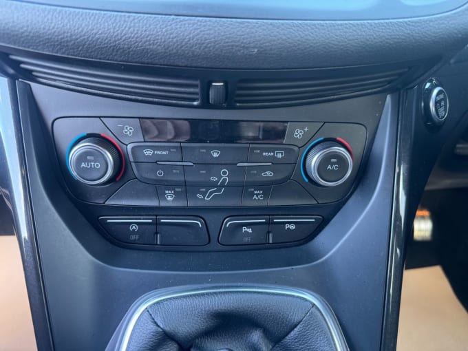 2025 Ford Kuga