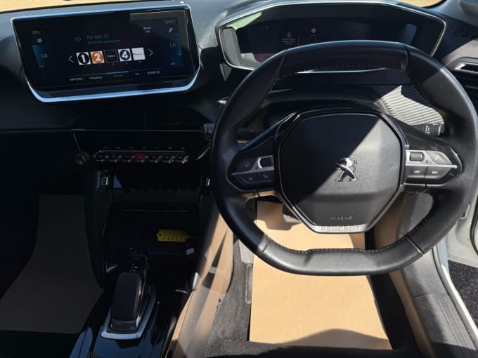 2025 Peugeot E-208