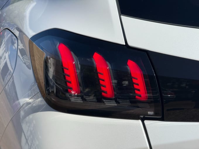 2025 Peugeot E-208