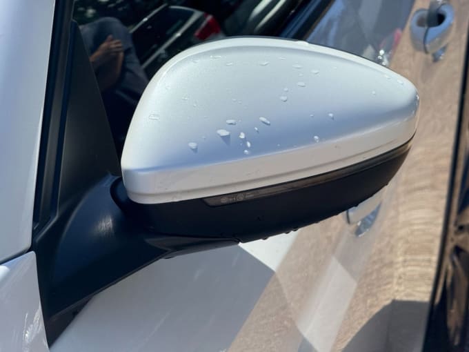 2025 Peugeot E-208