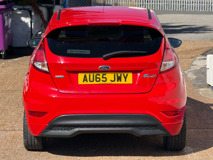 2015 Ford Fiesta