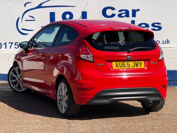 2015 Ford Fiesta