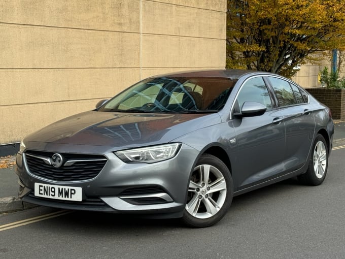 2025 Vauxhall Insignia