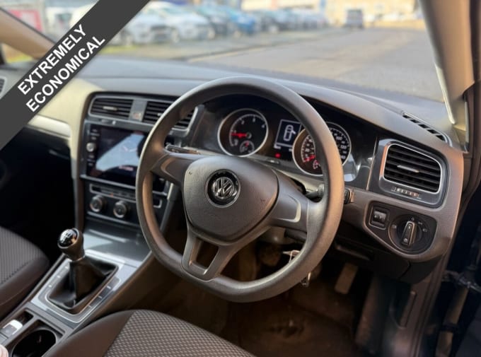 2025 Volkswagen Golf