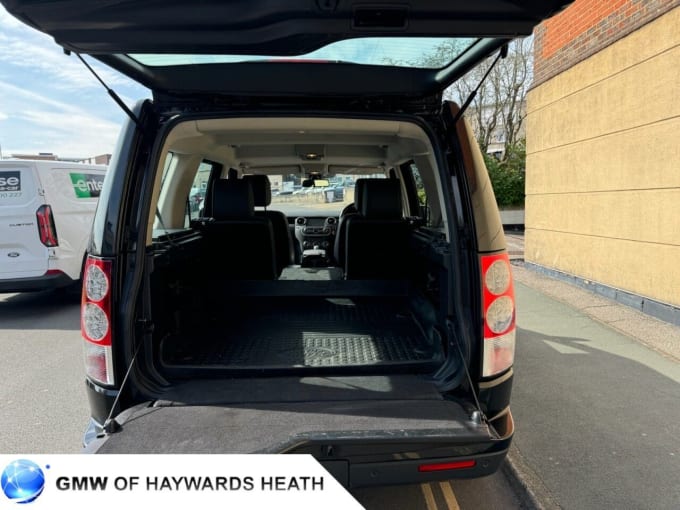 2025 Land Rover Discovery 4