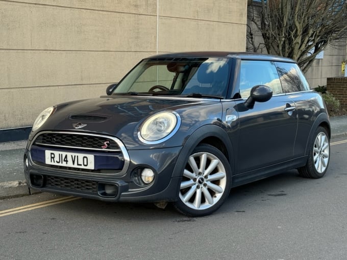 2025 Mini Hatch