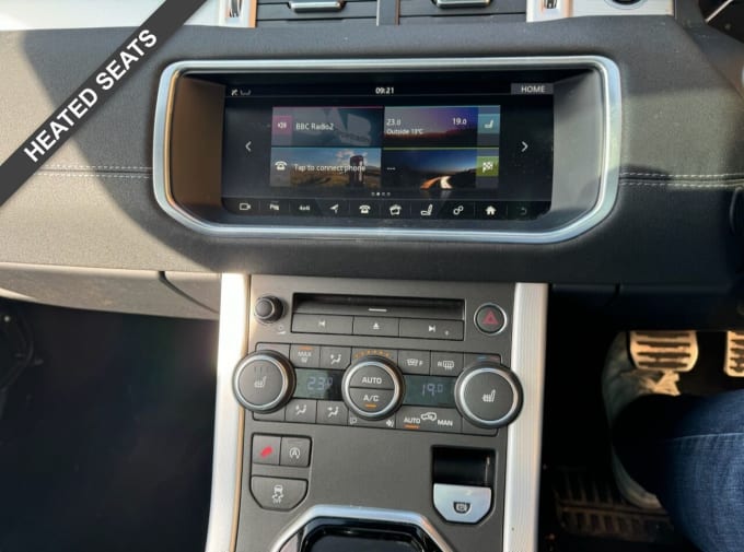 2025 Land Rover Range Rover Evoque