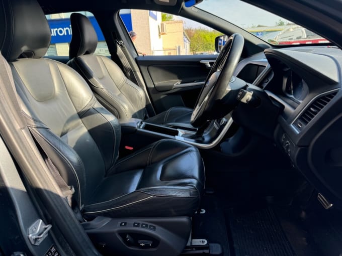 2025 Volvo Xc60