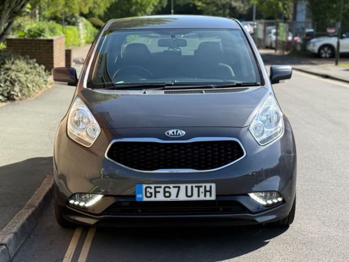 2025 Kia Venga