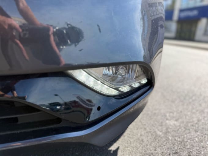 2025 Kia Venga